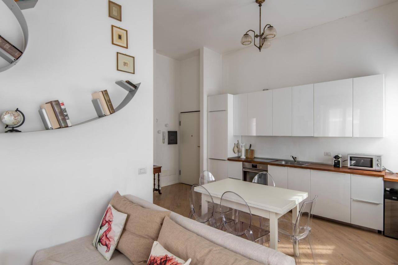 Easylife - Coccole E Comfort - Bilocale Caldo Ed Accogliente A Due Passi Dai Navigli E Metro Verde Milaan Buitenkant foto